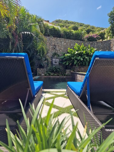 OASIS Apartments Simpson Bay