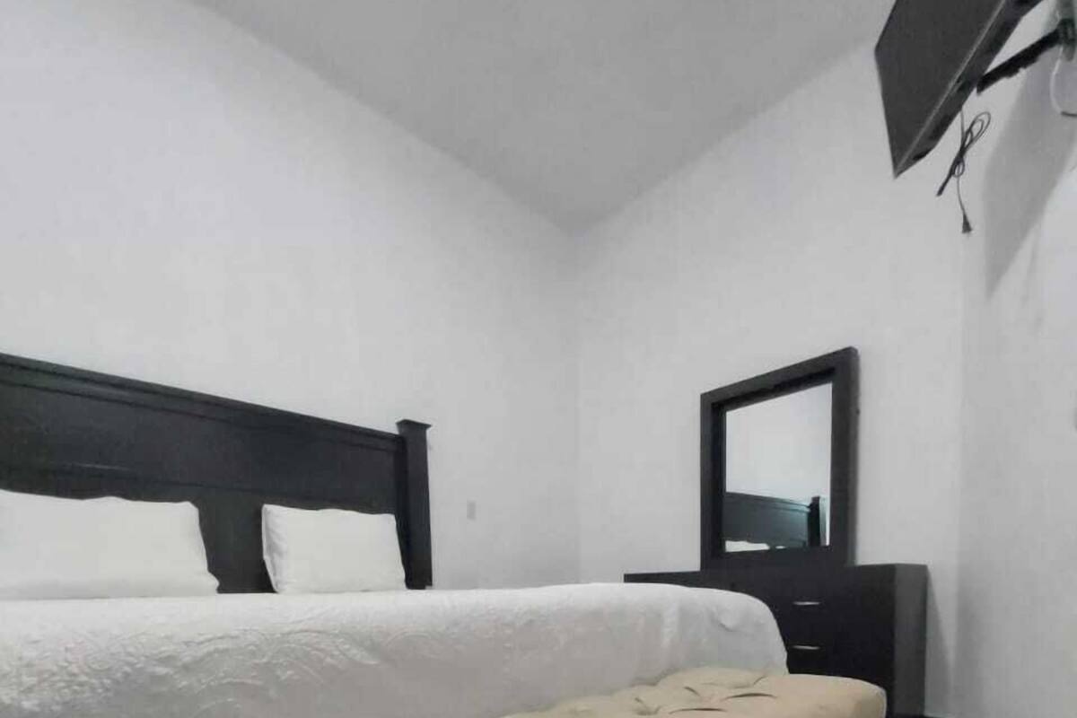 Deluxe Room | 1 bedroom, WiFi (free), individually decorated