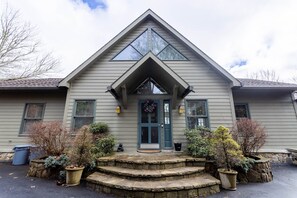 Exterior detail - Bright and Spacious Mountain Home Near Skiing (Sugar Mountain)
