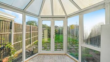 Apartment, 3 Bedrooms | Garden