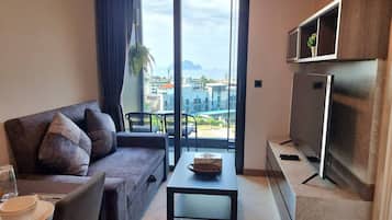 Apartment, 1 Bedroom, Accessible, Balcony | Interior