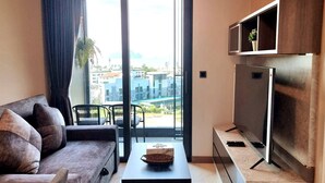 อพาร์ทเมนท์, 1 ห้องนอน, พร้อมสิ่งอำนวยความสะดวกสำหรับผู้พิการ, ระเบียง | ภายใน