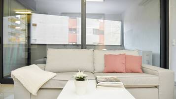 Appartamento, 1 camera da letto, balcone, vista città | Soggiorno
