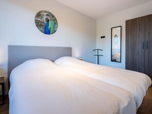 아파트 | 2 개의 침실, 각각 다르게 가구 비치, 침대 시트