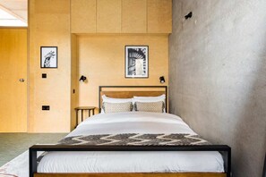 2 Schlafzimmer, laptopgeeigneter Arbeitsplatz, Bügeleisen/Bügelbrett