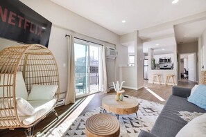 TV - A202 · Urban Oasis – Free Parking Included (Allentown)