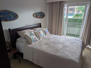 2 bedrooms, in-room safe, iron/ironing board, free WiFi