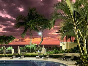 Outdoor pool - Stay on the Beach at Acqua Condo (Puntarenas Province)