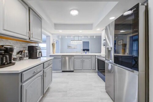 🏝️10 MINS TO BEACH # HEATED POOL/SPA # SLEEP FOR 12@ KIDS FRIENDLY