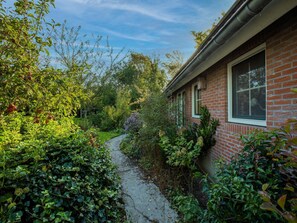 House | Reception - Holiday Home in Wijnaldum Near Harlingen Harbor (Wijnaldum)