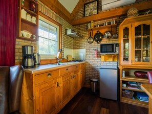 House | Private kitchen - Holiday Home in Wijnaldum Near Harlingen Harbor (Wijnaldum)