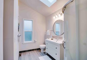 Ferienhaus, Mehrere Betten (Beach Hideaway) | Badezimmer