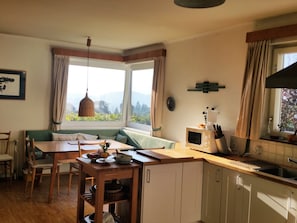 Ferienhaus | Eigene Küche | Mikrowelle, Hochstuhl