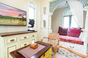 Deluxe studio, 1 queensize bed, niet-roken | Luxe beddengoed, donsdekens, Select Comfort-bedden