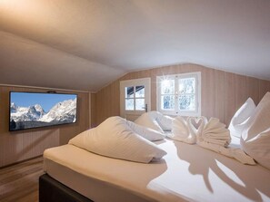 Maison | 4 chambres, ameublement personnalisé, draps fournis