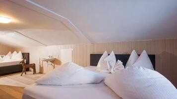 Ferienhaus | 4 Schlafzimmer, individuell eingerichtet, Bettwäsche