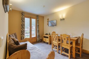 Interior - Vallorcine Balme 03 ski in / ski out, Vallorcine (Argentiere), France (Vallorcine (Argentiere))