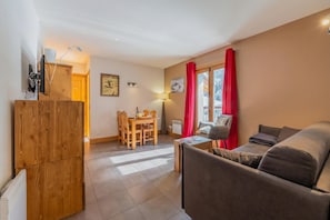 Living and dining room