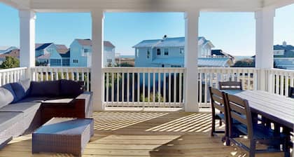 Beach Bliss - New Luxury Beach House, Ocean Views, Near Beach, 2 Decks, Both Clubs, Gourmet Kitchen