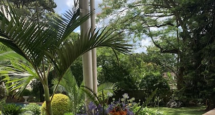 2 bedroom cottage in the leafy suburb of Greendale