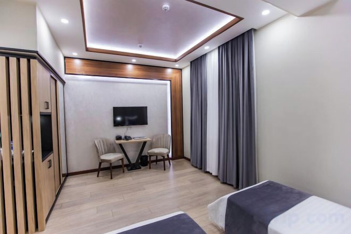 Minibar, in-room safe, blackout drapes, soundproofing