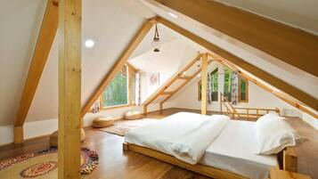 Traditional Room | Cadar kapas Mesir, peralatan tempat tidur premium, meja