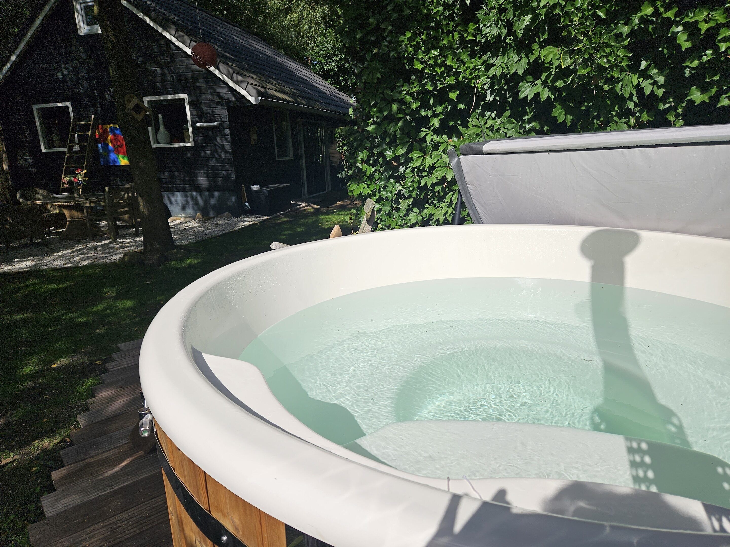 Casa | Banyera d'hidromassatge a l'aire lliure