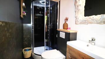 Ferienhaus | Badezimmer | Badewanne