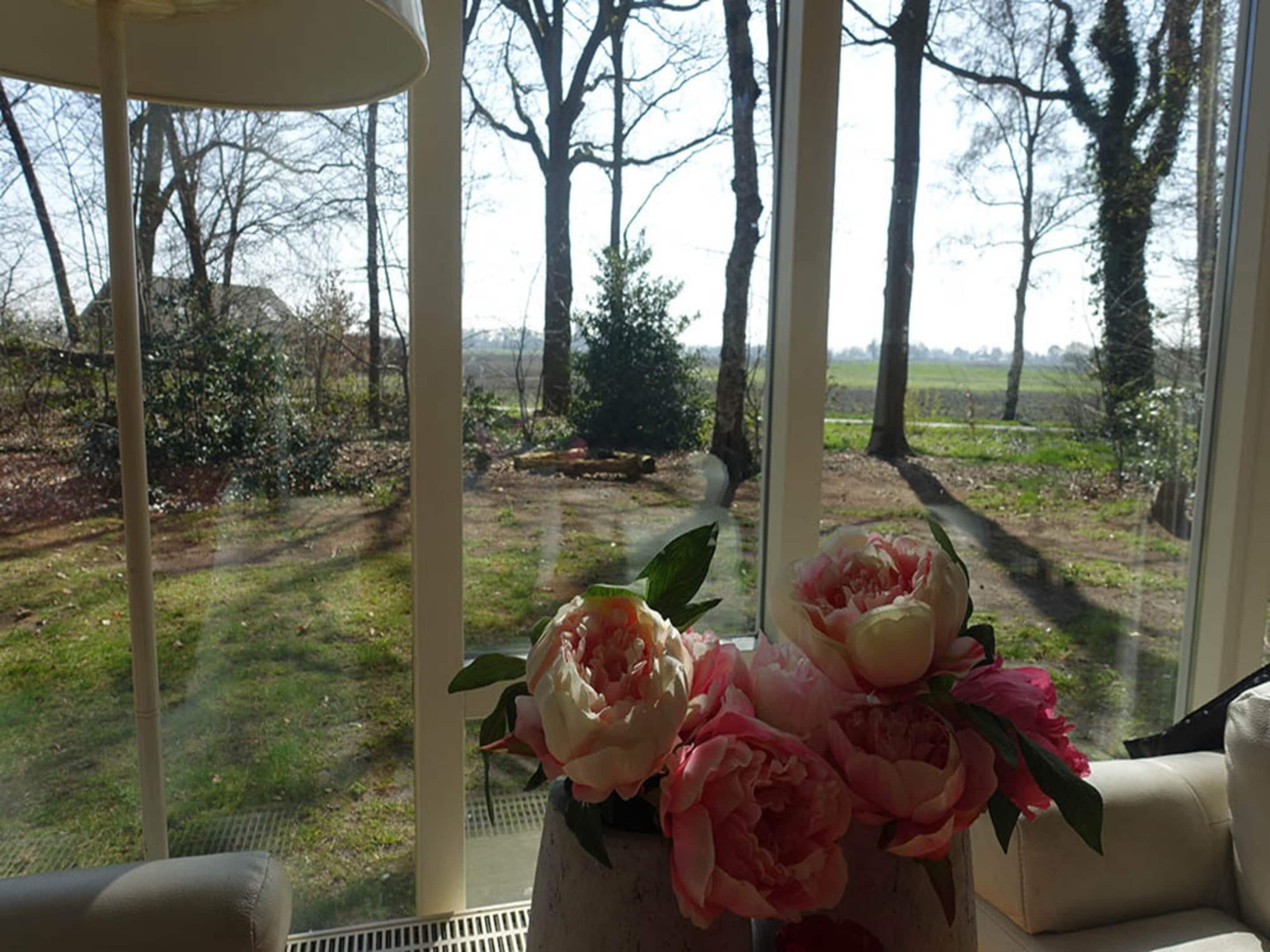 تفاصيل الفندق من الداخل