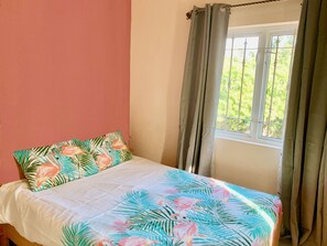 4 bedrooms, free WiFi, bed sheets