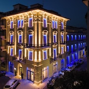 VI SUITES