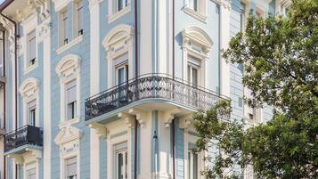 Façana frontal de l'allotjament