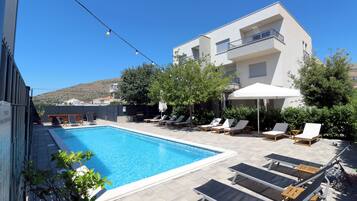 Seasonal outdoor pool