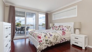 4 soveværelser, internetforbindelse, sengetøj