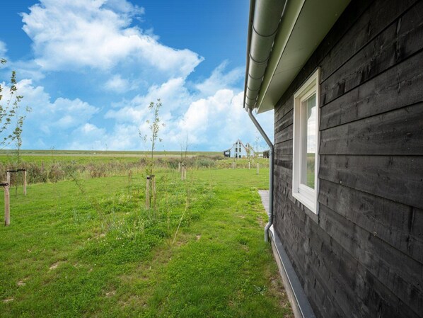 House | Exterior - Holiday Home in Scherpenisse Near Nature Reserve (Scherpenisse)