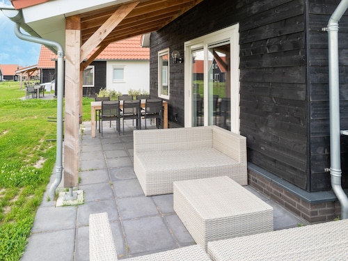 Holiday Home in Scherpenisse Near Nature Reserve