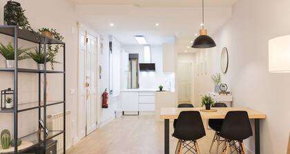 Central Apartment in Logroño – Spacious, Renovated, and Comfortable for Up to 6 Guests