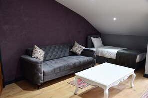 Family Suite | Minibar, in-room safe, blackout drapes, soundproofing - HMZ Luxury Hotel (Çekmeköy)