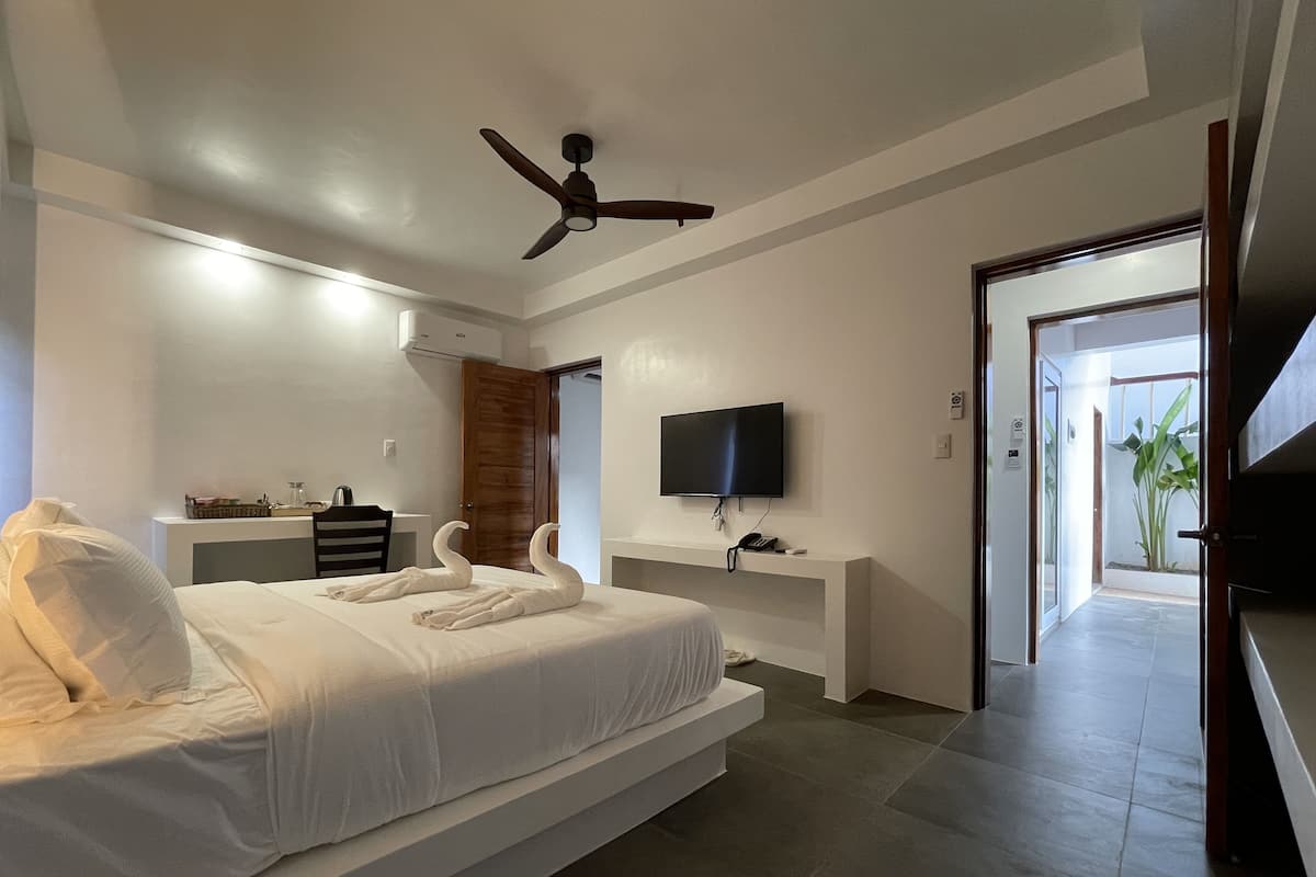 2 habitaciones, minibar y caja de seguridad en la habitación