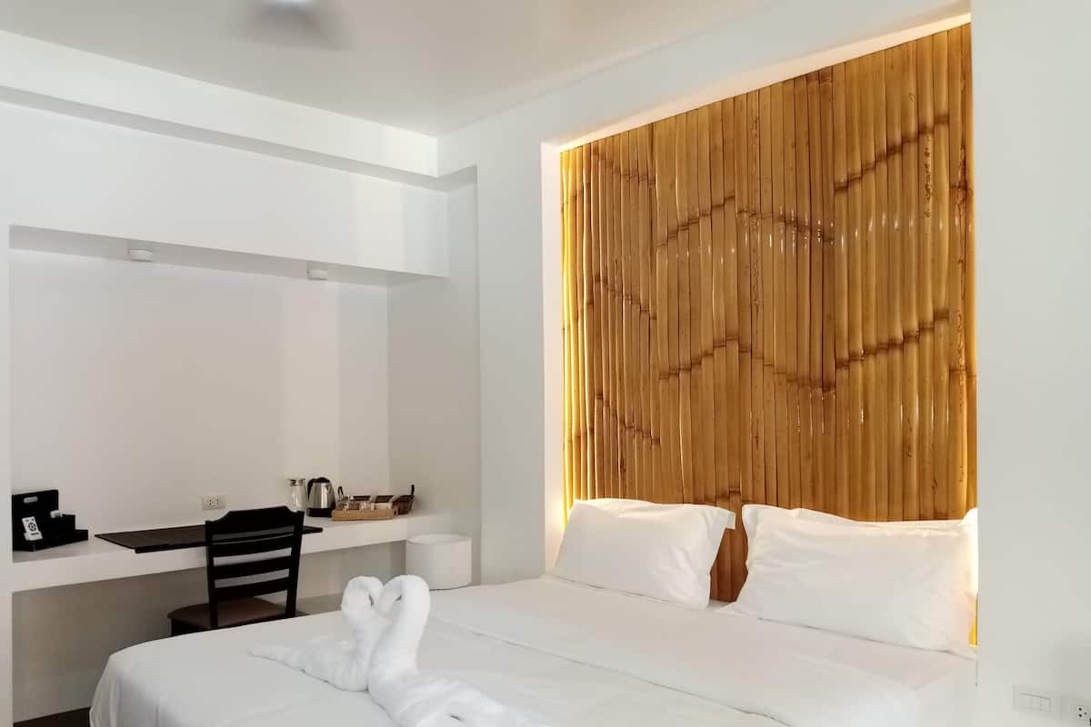 2 habitaciones, minibar y caja de seguridad en la habitación