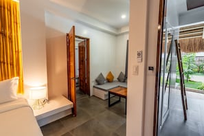 Deluxe Duplex | Garden view