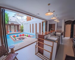 Βίλα | Θέα από το δωμάτιο