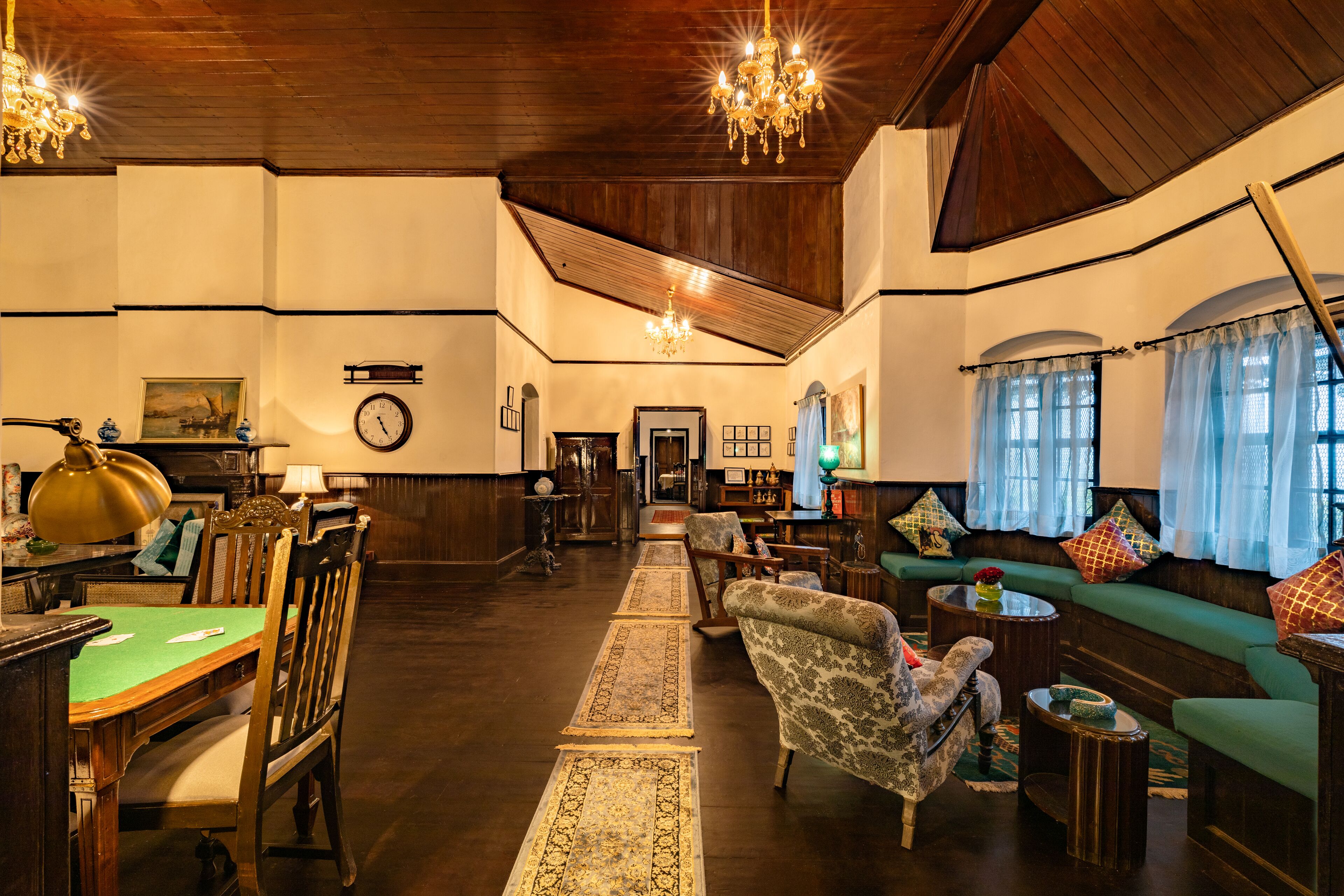 TV connectée de 55 pouces avec chaînes numériques, télévision