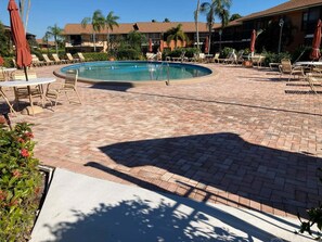 A heated pool - 2BR/2BA Marco Island condo with pool, WiFi, kitchen, and parking. (Marco Island)