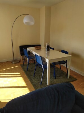Dining - Ideal location near the old bridge (Carcassonne)