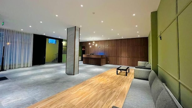 Lobby - Hotel Aristocrat (Tbilisi)