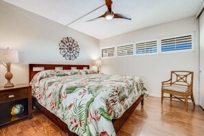 1 chambre, coffre-fort, fer et planche à repasser