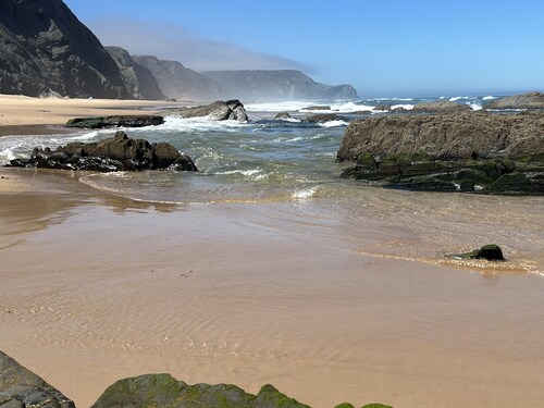 Apartment with pool in a quiet location and beautiful garden