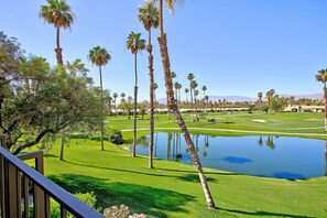 Casa de ciudad, varias camas (VV873- Palm Valley CC) | Golf