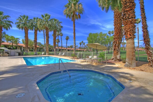 Condo, varias camas (VV287 - Palm Valley CC) | Alberca